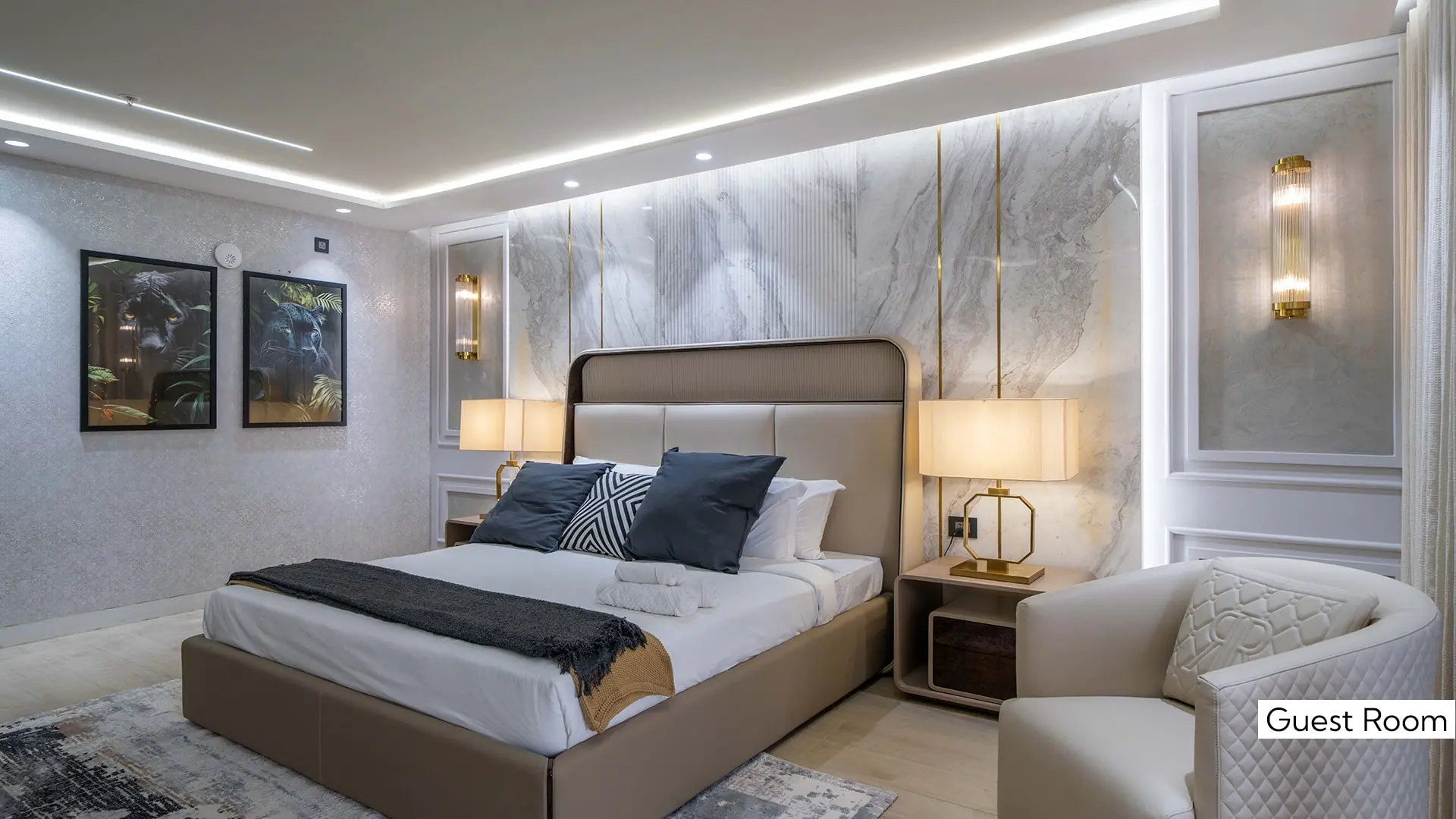 Guest Room-min